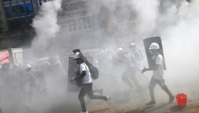 Six dead as Myanmar security forces fire at protesters