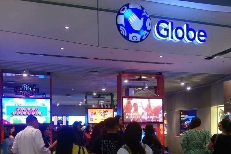 Globe inks P10 billion term loan with Metrobank