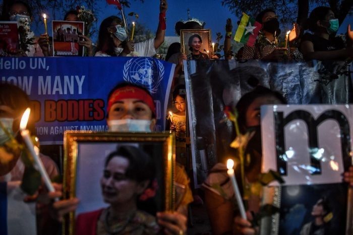 US tightens export controls to Myanmar after protesters killed