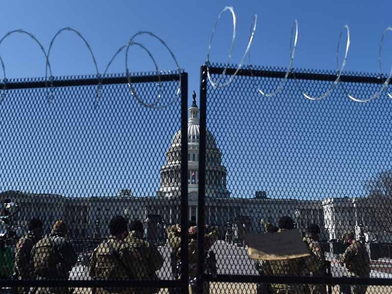 Pentagon weighs keeping on National Guard at US Capitol