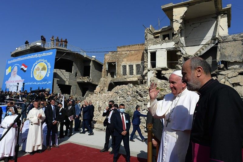 Pope Francis prays for 'victims of war' in Iraq's Mosul