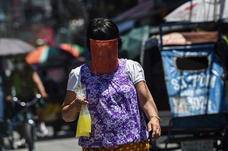 Duterte wants gov't to distribute free masks amid fresh surge in COVID-19 cases