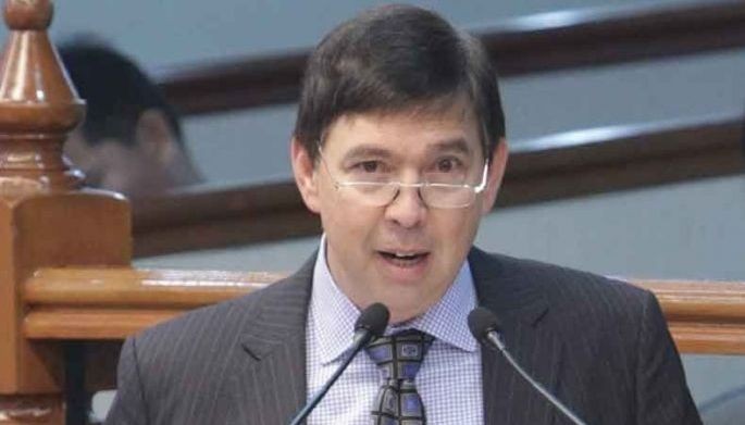 Senators seek MD, not &lsquo;military dati&rsquo; for vaccine response