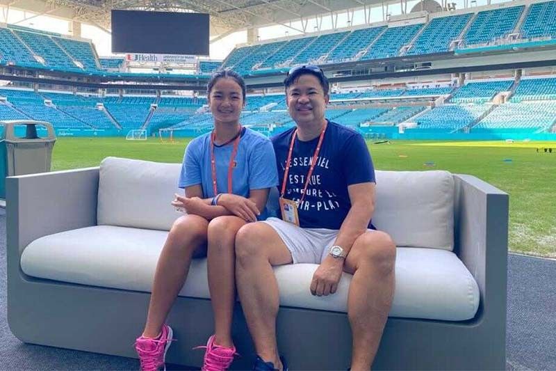 Alex Eala relishes time with family in Miami Open