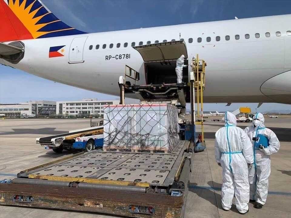 First shipment of purchased vaccines arrives in Philippines