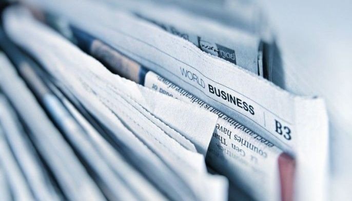 As US newspapers slide toward abyss, a bidding war breaks out