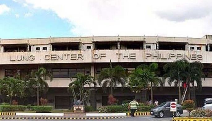 Lung Center reaches full capacity; cases near 800,000