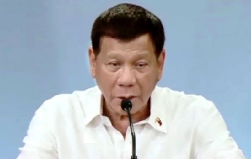 Duterte hails heroism of â��troopsâ�� in war vs COVID-19