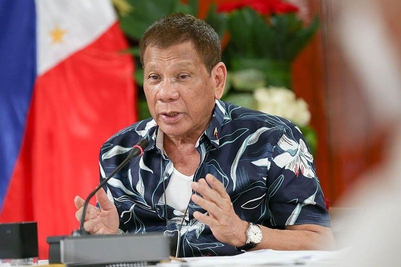 Duterte nagbigay pugay sa frontliners