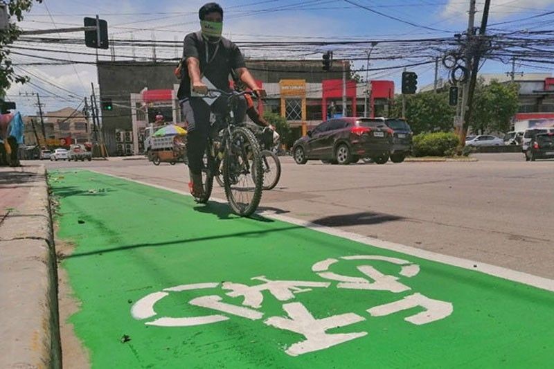 PUV ug bikers sa Cebu City gi-required sa road sharing