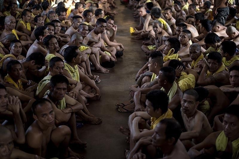 As gov't continues vaccination program, inmates wait to be included in priority list