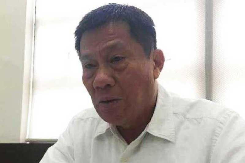 Councilor wants specific duration of all contracts