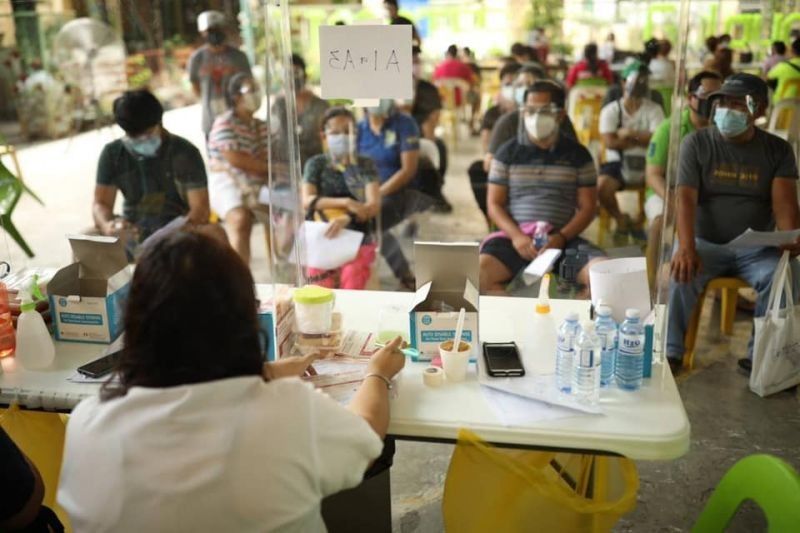 Quezon City vaccinates more than 100,000 residents