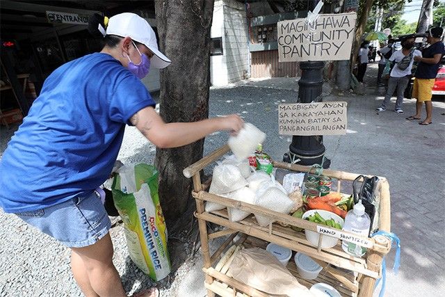 Another community pantry closes after run-in with Marikina police