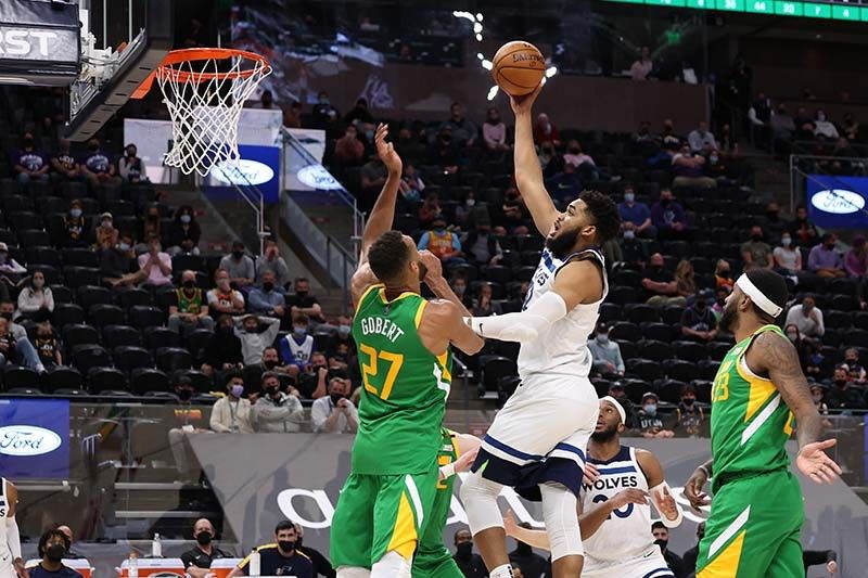 Also-ran Wolves stun Jazz; Mavs storm back vs Lakers