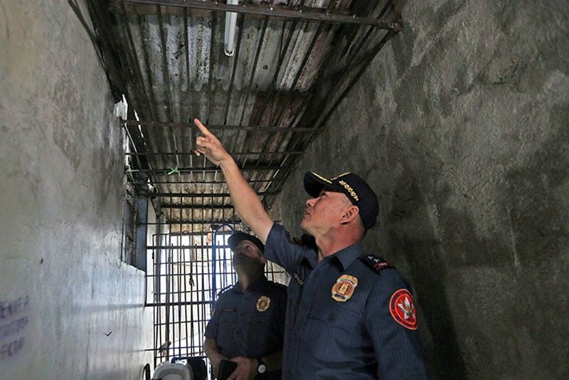 Ombudsman urged to review dismissal of raps vs cops over secret jail cell