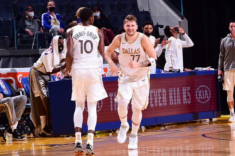 Doncic, Mavs steamroll Warriors; Timberwolves win anew