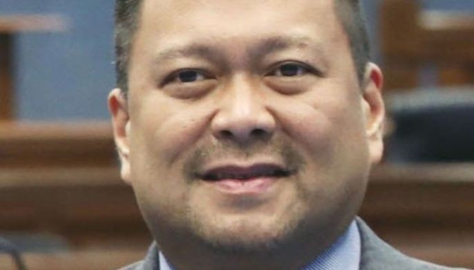 Ex-Sen. JV, nagre-request ng dasal para sa nanay