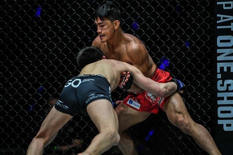 Slumping Eduard Folayang still brushes off retirement talks