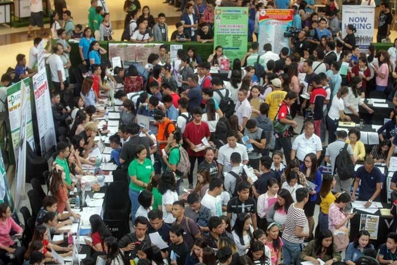 13,000 jobseekers qualify in virtual job fair