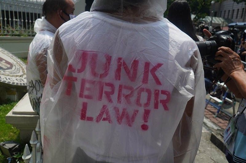 Philippine journalists: Anti-terrorism law will reduce country to unquestioning individuals