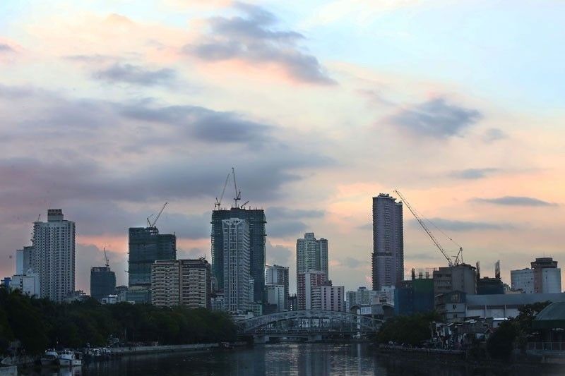 Philippines remains in recession in first quarter
