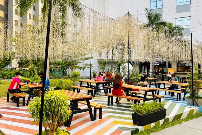 Celebrate Motherâ��s Day safely at these restaurants with outdoor dining in McKinley Hill