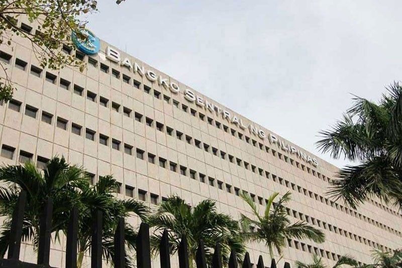 Disheartening Q1 GDP prompts BSP to maintain record-low rates