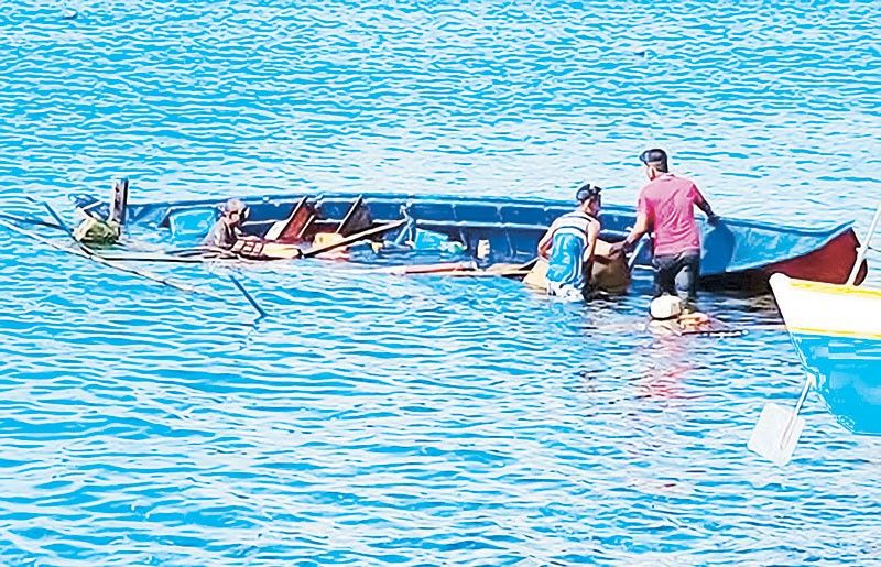 PCG to the rescue as vaccines sink in Quezon waters