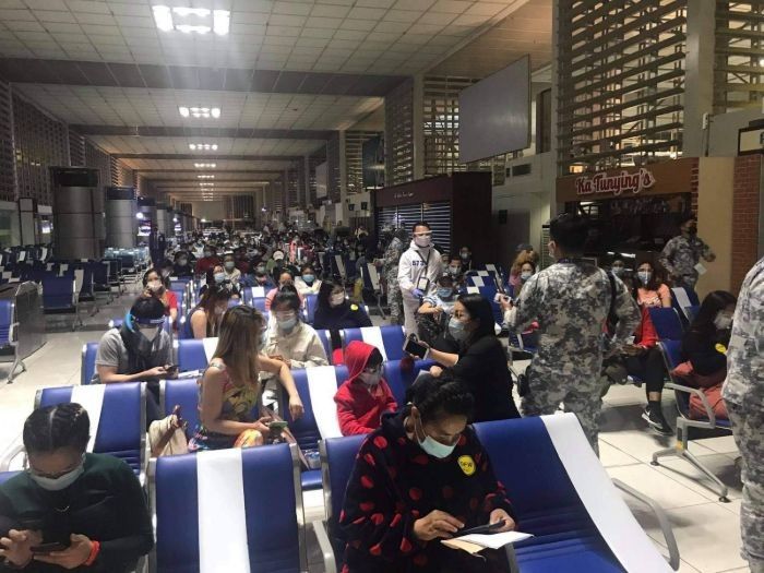 DFA repatriates another 155 Filipinos from China
