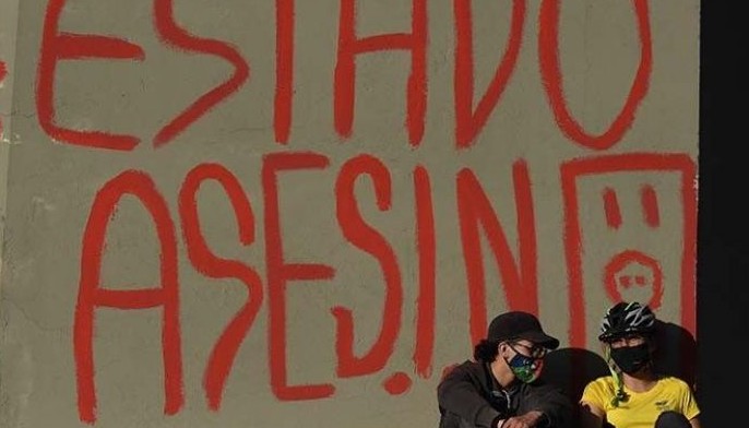 Colombians protest ahead of talks with government