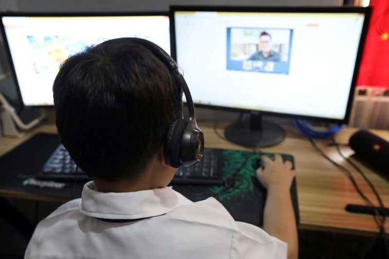 DepEd pushes post-pandemic online learning in public schools