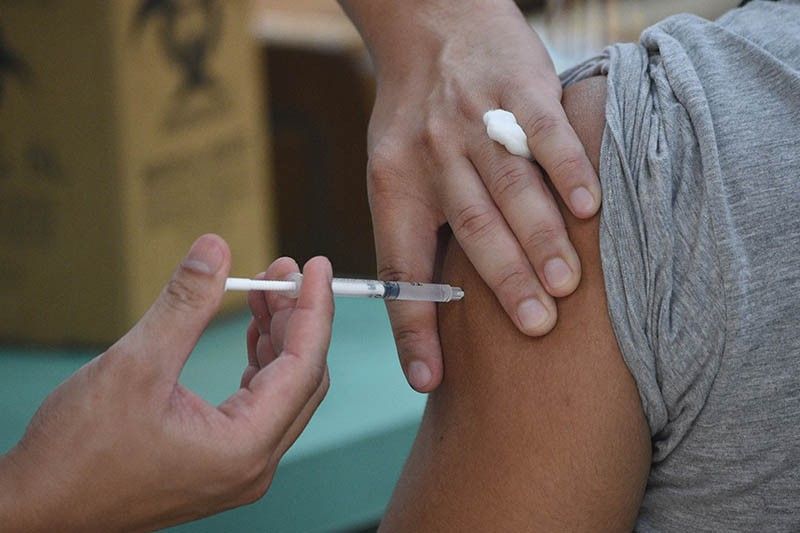 Teens won't be included in vaccination program yet due to limited supply â�� DOH