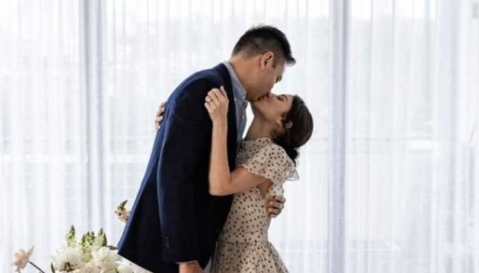 Iza at Bianca, pareho nang Mrs. Wintle&hellip;