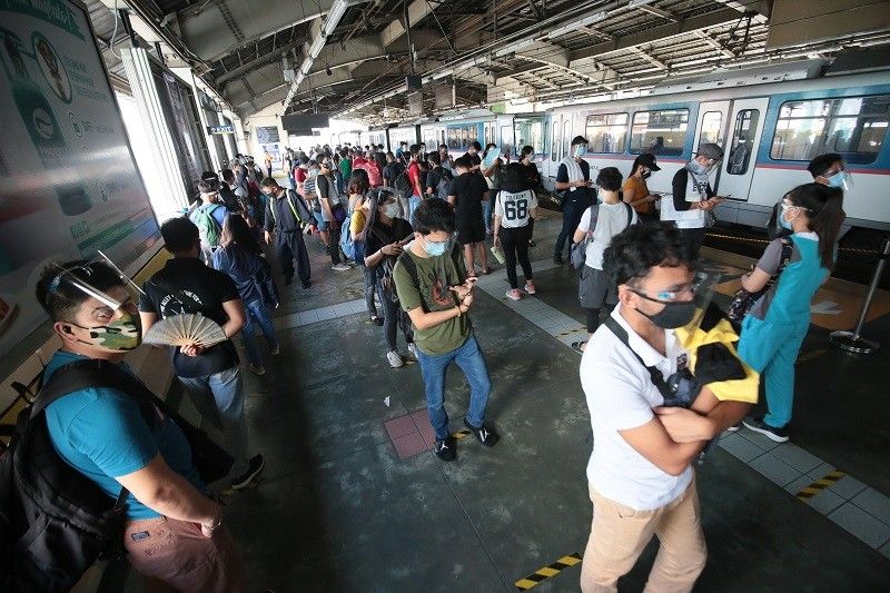 MRT-3 may libreng sakay sa ika-123 anibersaryo ng 'Araw ng Kasarinlan'
