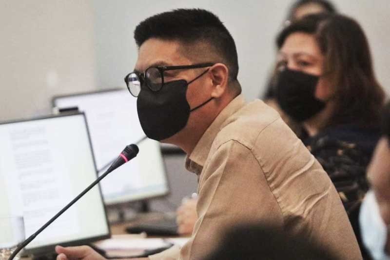 Double-swabbing required for arriving OFWs, ROFs