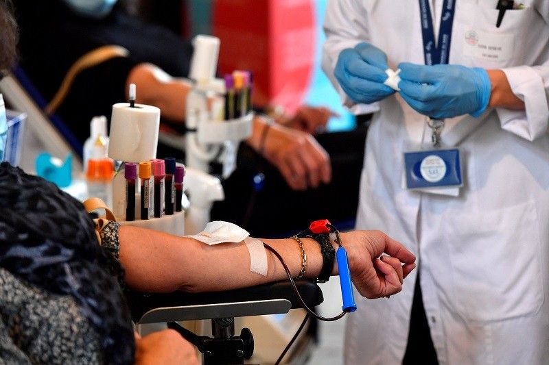 COVID-19 kaya ipasa ng blood donors? DOH sinabing 'kakaonti ebidensya'