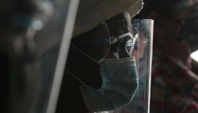 Face shields pwedeng tanggalin sa labas - DOH Exec