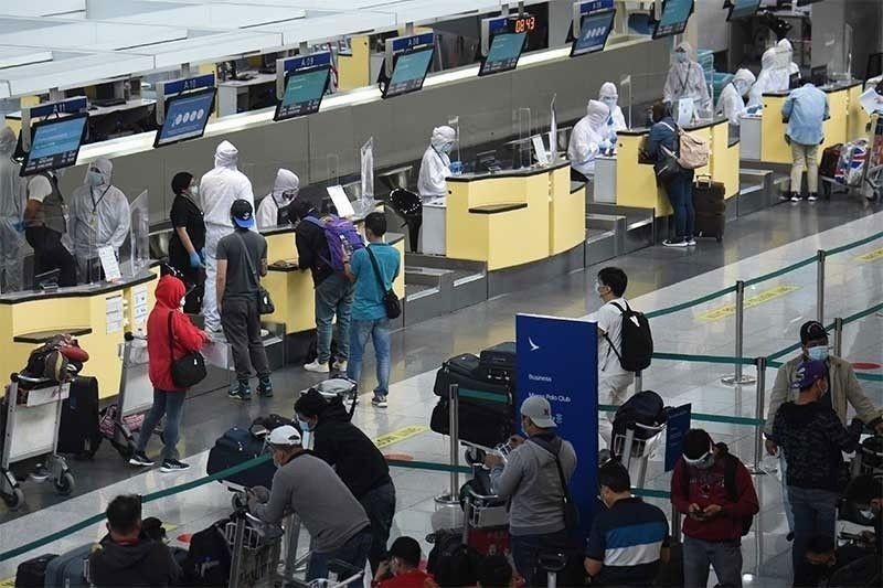 Dahil sa travel restrictions sa Pinas higit 1K OFWs stranded sa Dubai
