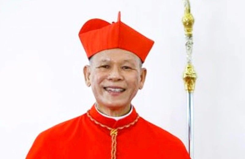 Red hat bestowed on Cardinal Advincula