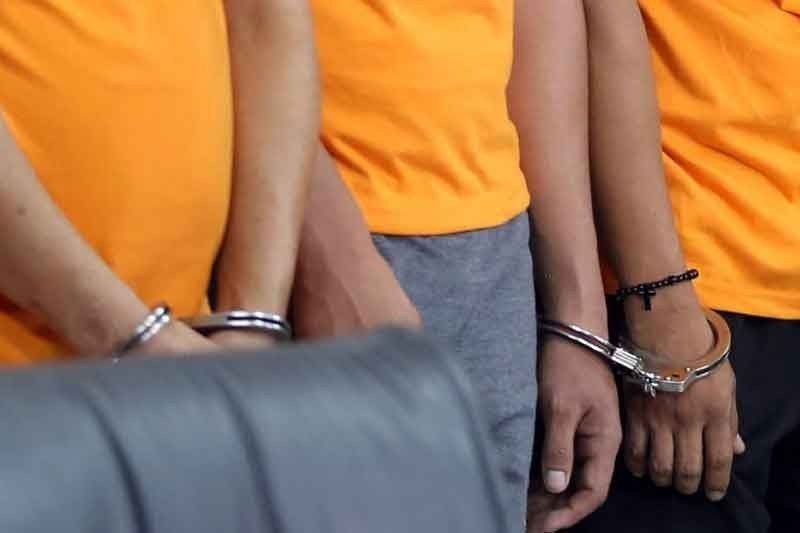 12 Chinese held for kidnappings