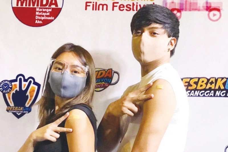 KathNiel, bakunado na rin