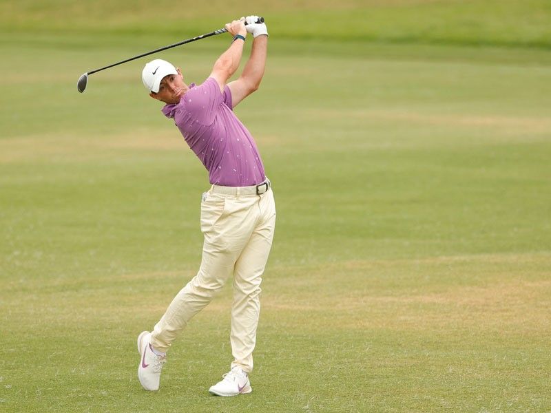 US Open drama begins with McIlroy chasing fifth major win