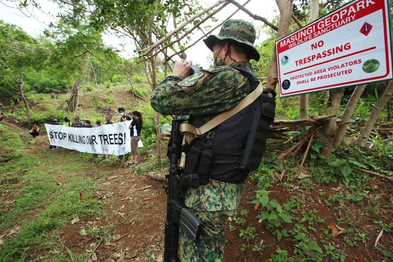 PNP investigates shooting of 2 Masungi forest rangers