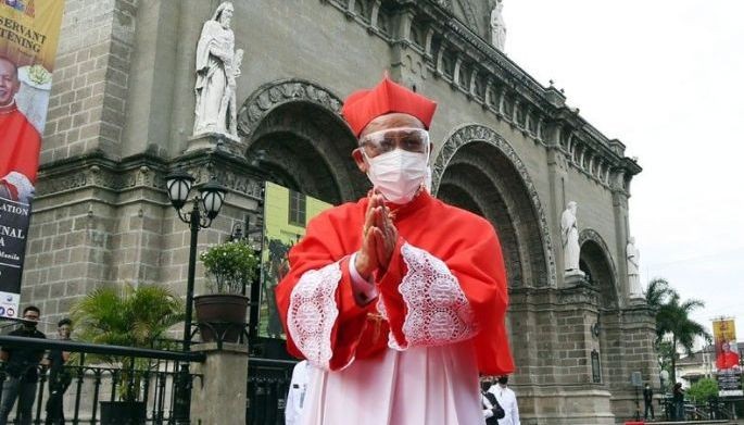 Advincula installed as Manila archbishop