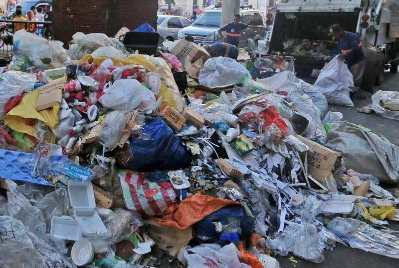Chemicals in plastic wastes contaminate food chain â�� study