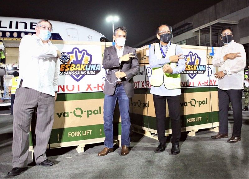 Moderna, more Sinovac doses arrive
