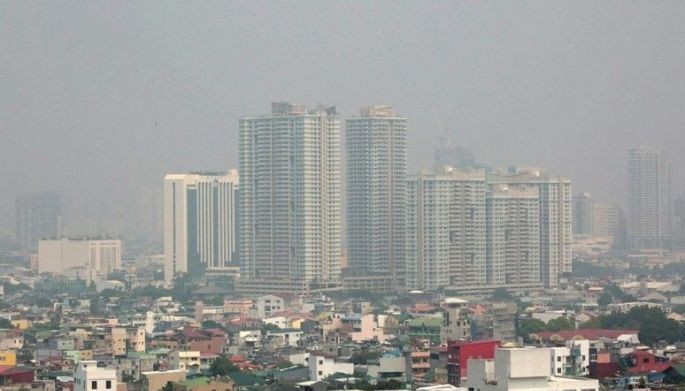 Phivolcs kumambiyo sa usok sa Metro Manila, galing nga raw sa bulkang Taal