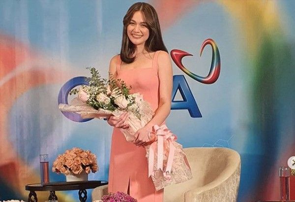 'Lika na!': Bea Alonzo asks for John Lloyd Cruz following GMA signing