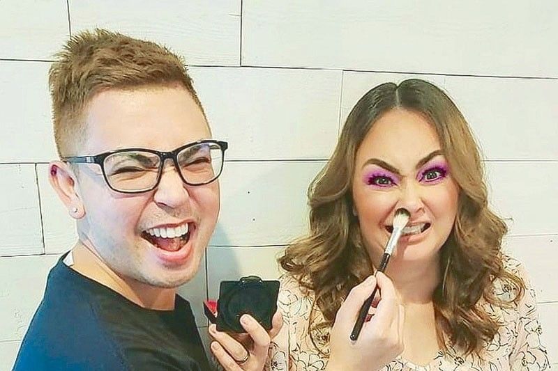 Meet LJ & Donita Roseâ��s â��go-toâ�� make-up artist in the US